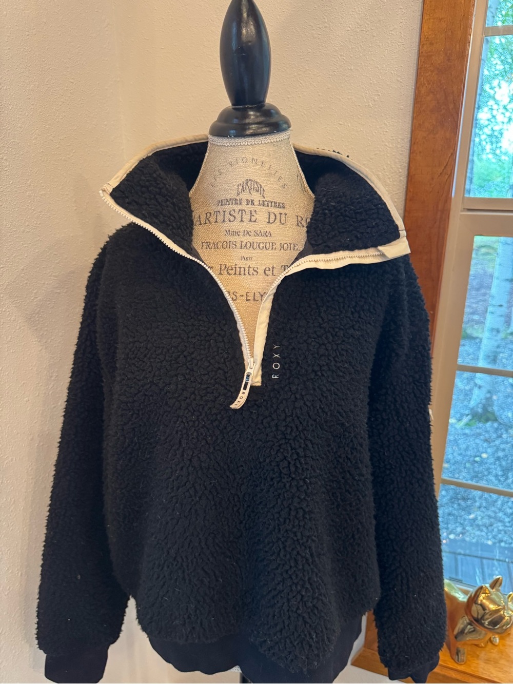 Roxy Black Sherpa Pullover with Cream Zipper Trim